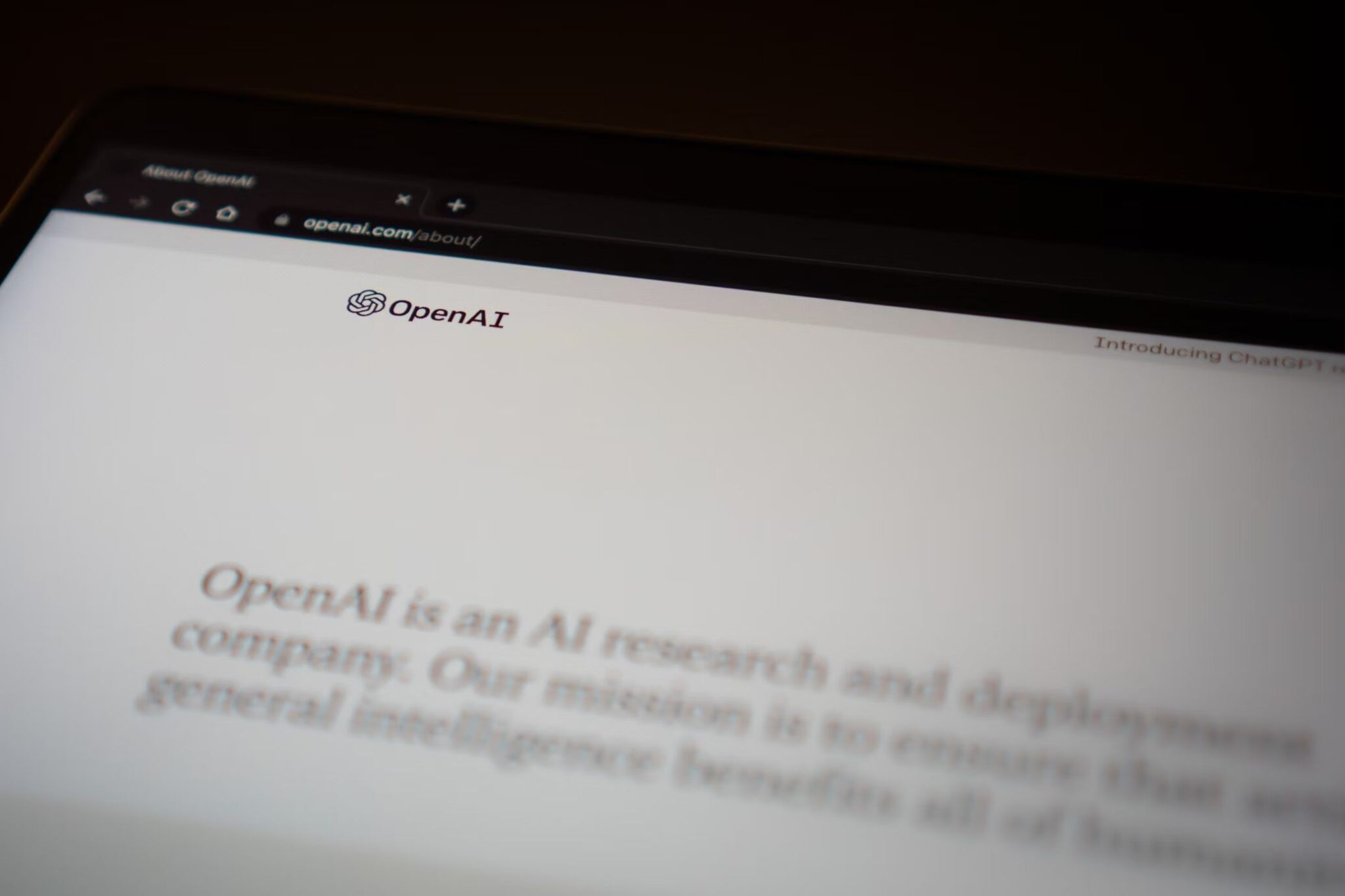 OpenAI-partners-with-Hearst-now-has-more-content-to-train-AI-2048x1365